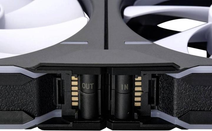 Actual product image Phanteks D30 Regular Airflow D-RGB (140 mm, 1 x)