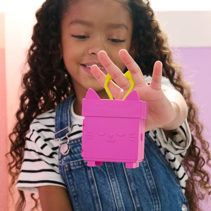 Actual product image Gabby's Dollhouse Mini Clip on Playset - Kitty Fairy