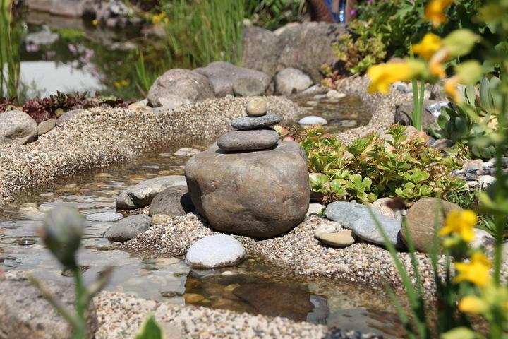 Immagine prodotto Aquagart Steinfolie 6m x 0,6m breit Für Bachlauf Ufer Teichfolie Teich Folie Sandfarben