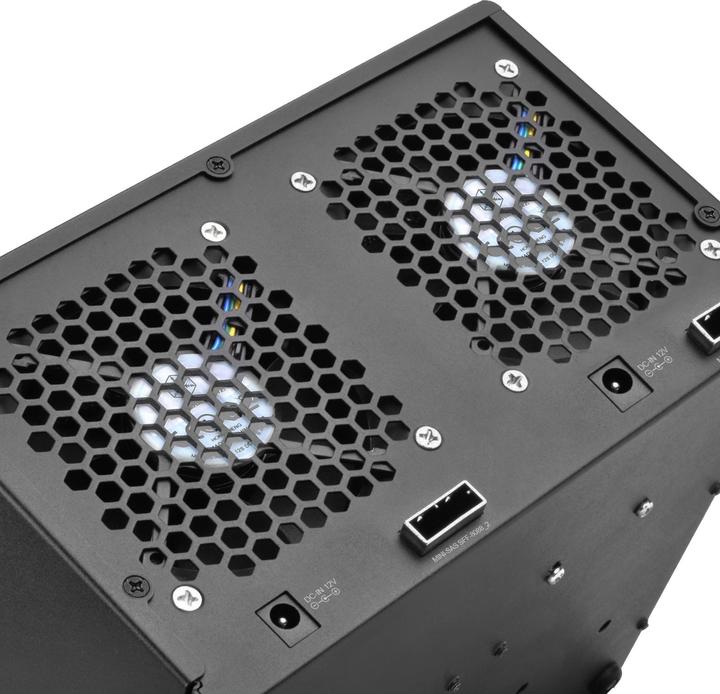 Image du produit Silverstone SST-TS821S - Boîtier externe de disque dur Mini SAS pour 8x 2.5" SAS/SATA HDD ou SSD avec (2.5")
