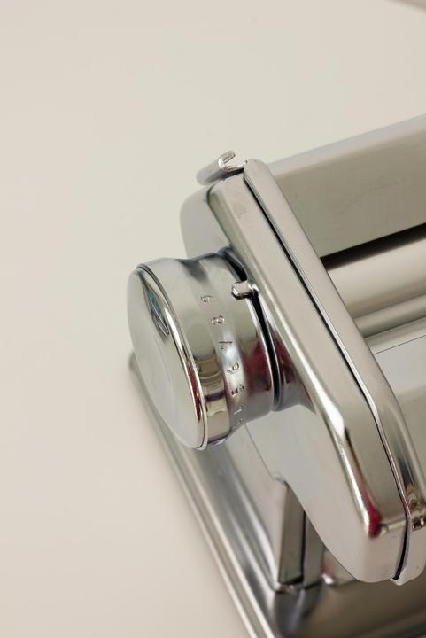 Actual product image Cernit Pasta machine