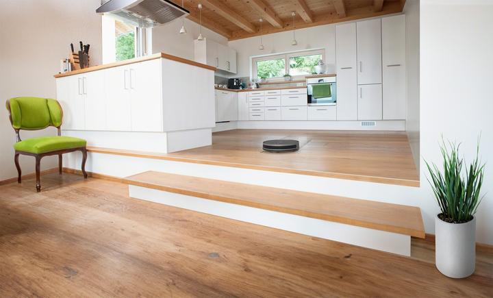 Actual product image iRobot Roomba Combo Essential (Vacuum mopping robot)