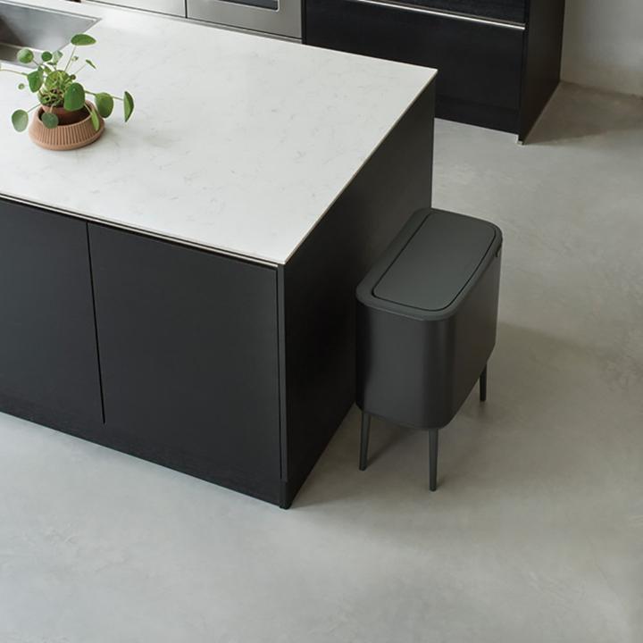 Image du produit Brabantia Bac de recyclage Bo Touch Bin noir (33 l)