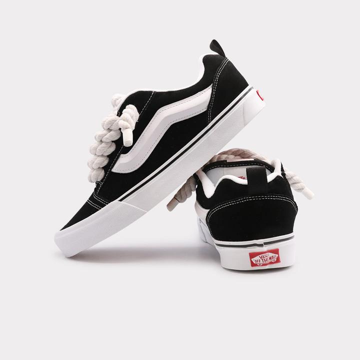 Actual product image Vans Knu Skool (42.5)