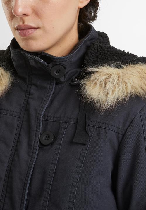 Actual product image Brandit Women Nila winter parka - 174611 (XL)