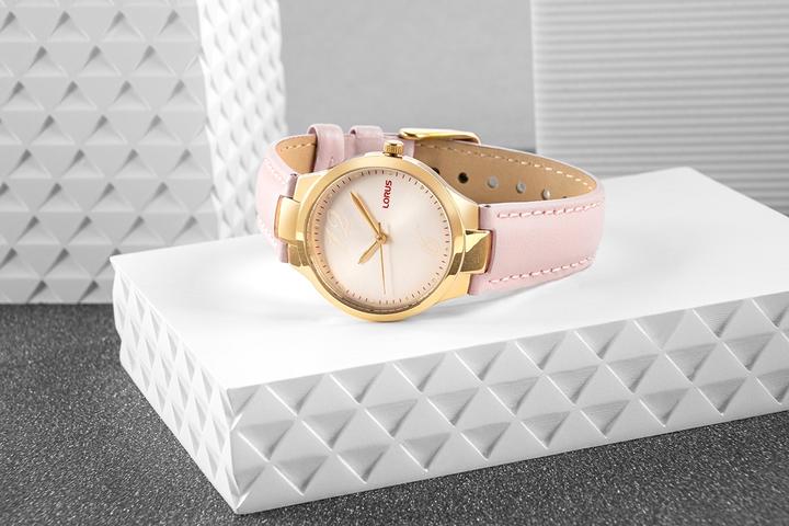 Actual product image Lorus Lady - RG210UX9 (Analogue wristwatch, 30 mm)