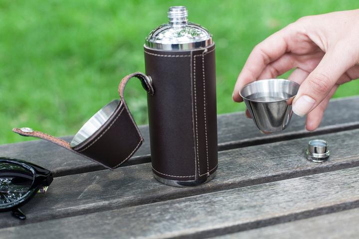 Actual product image Kikkerland Flask (250 ml)