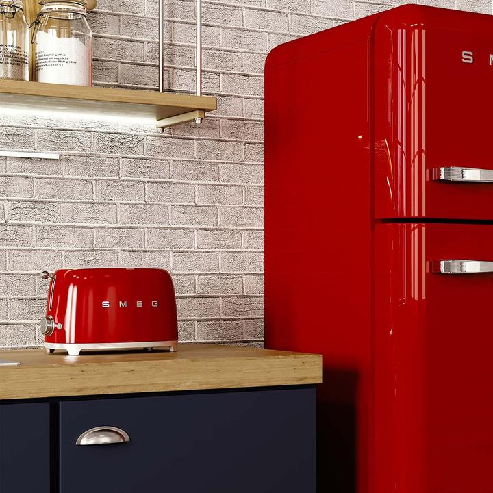 Actual product image Smeg 50's Style Compact