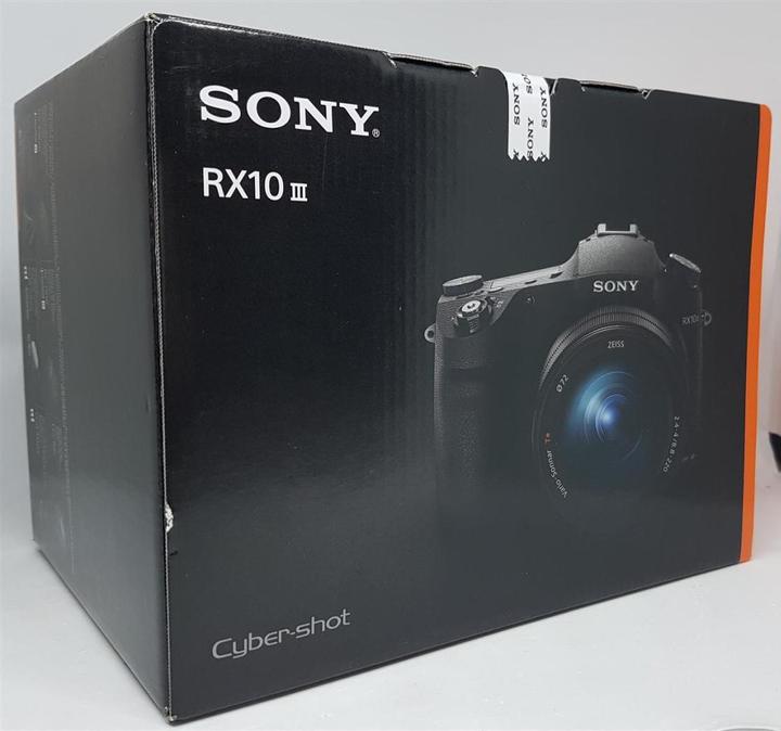 Immagine prodotto Sony Cyber-shot DSC RX10 Mark III (24 - 600 mm, 20.10 Mpx, 1")