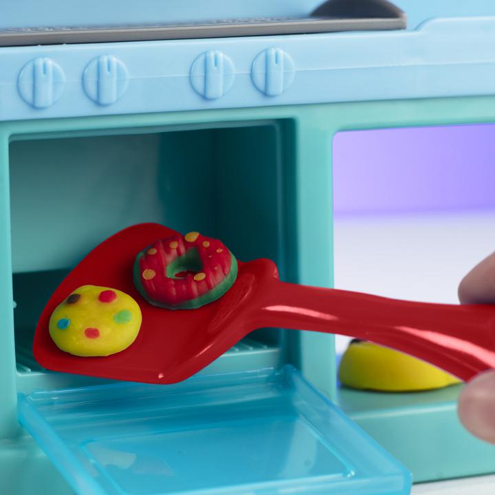 Actual product image Play-Doh Kitchen Creations Colourful Restaurant Kitchen Play Set