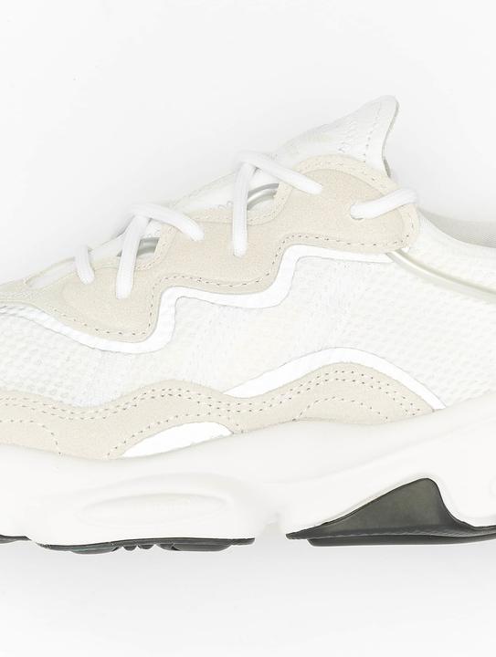 Actual product image adidas Ozweego (40 2/3)