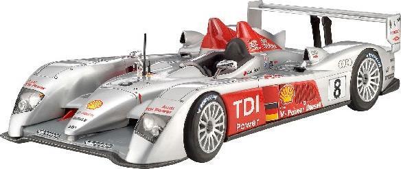Actual product image Revell Gift Set Audi R10 TDI Le Mans + 3D Puzzle Diorama