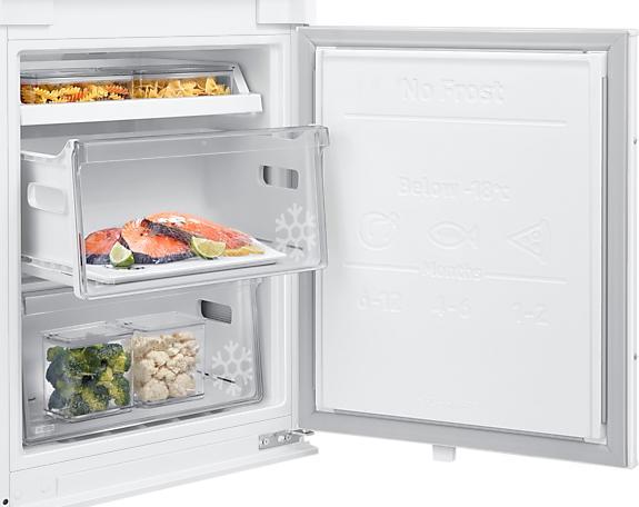 Produktbild Samsung BRB30703EWW/EF Kühl- und Gefrierkombination Integriert 298 l E Weiss (298 l)