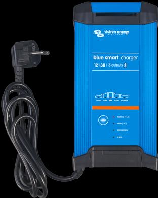 Image du produit Victron Energy Blue Smart IP22 Charger 24/16 (3) (avec Bluetooth) (24V, 16 A)