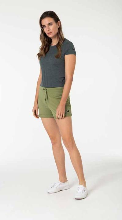Actual product image Super Natural W Wide Shorts (M)