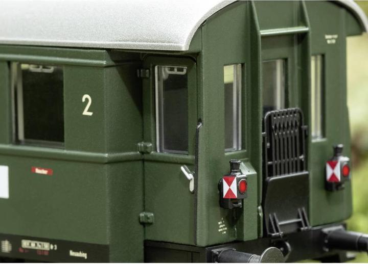 Actual product image Märklin 43353 H0 Set of 5 DB passenger coaches, MHI (Track H0)