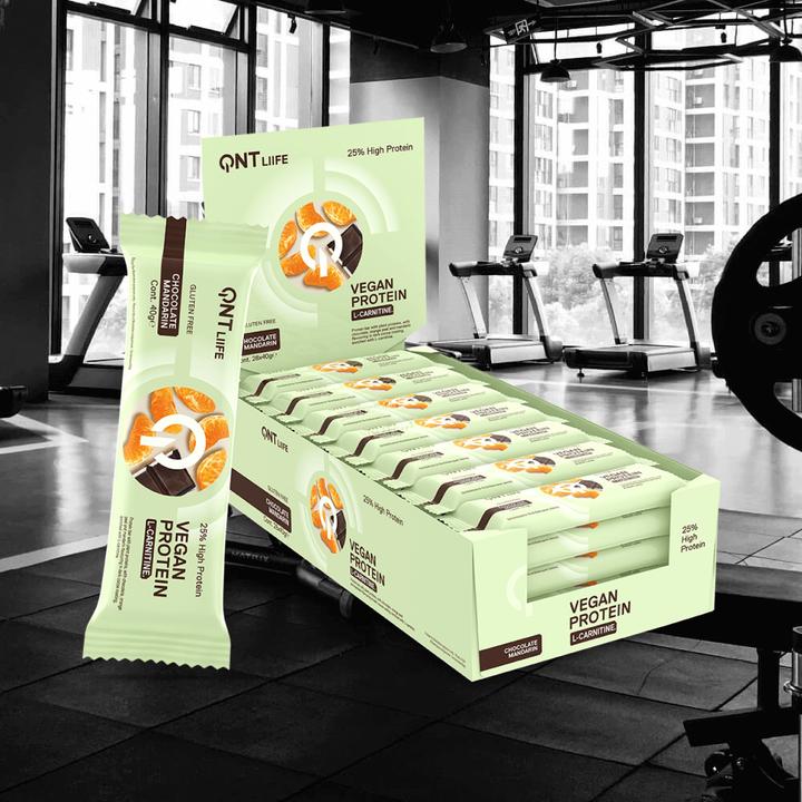 Actual product image QNT Vegan Protein Bar + L-Carnitine (Chocolate mandarin, 28 pcs., 1120 g)