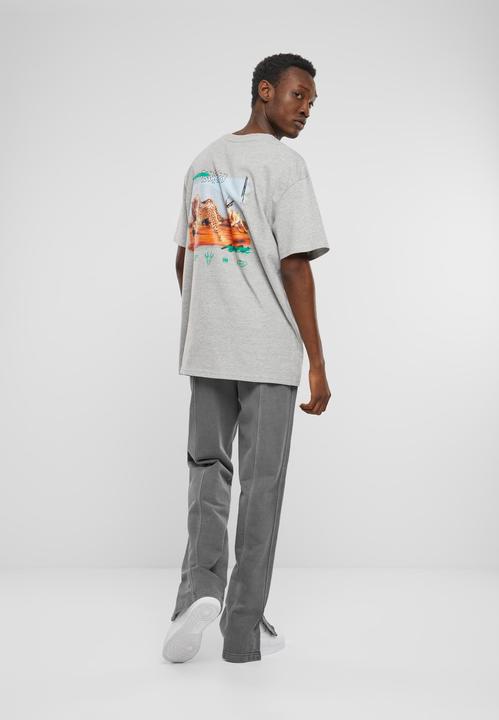 Actual product image Urban Classics Do The Unexpected Oversize Tee - 139535 (L)