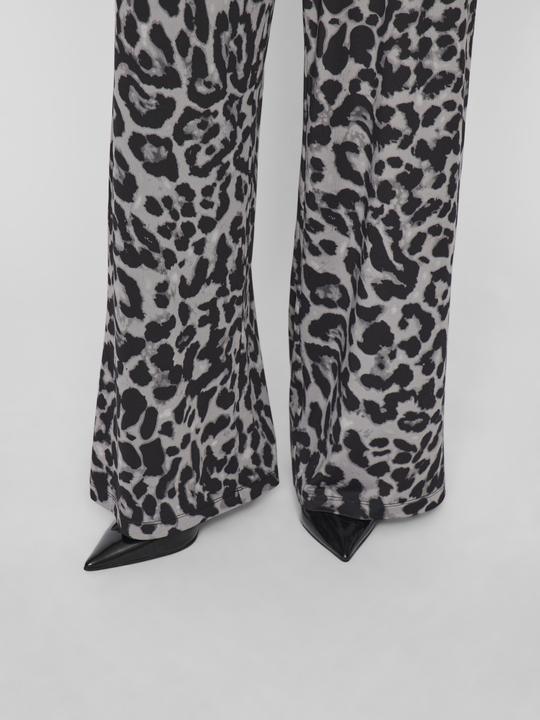 Actual product image Vila Leoprint trousers (L)