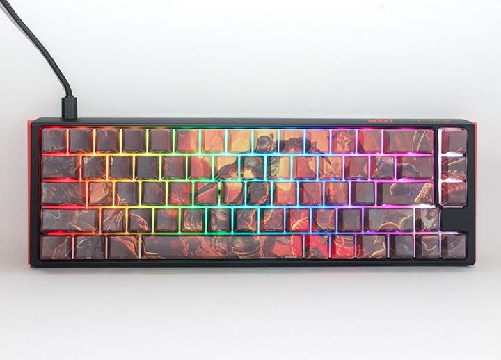 Produktbild Ducky x Doom One 3 SF Gaming Tastatur, RGB LED - MX-Silent-Red (DE, Kabelgebunden)