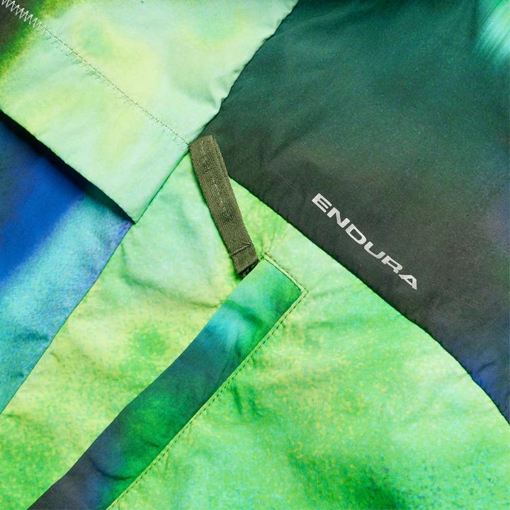 Actual product image Endura Sultrac Breathable Lightweight (M)