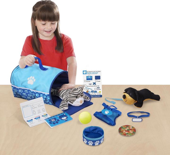 Actual product image Melissa & Doug Tote & Tour Pet Travel