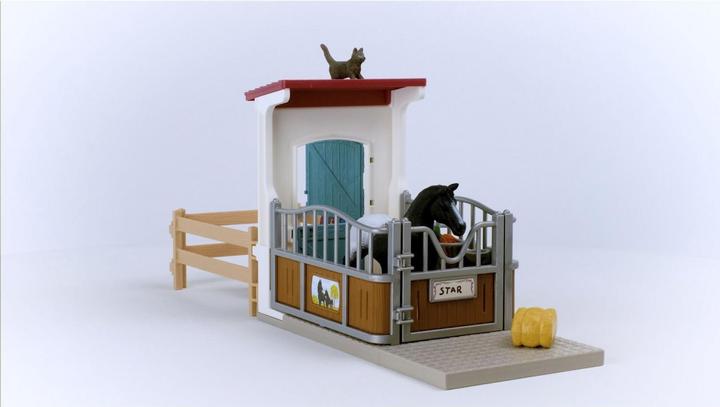 Actual product image Schleich Horse box with mare and foal