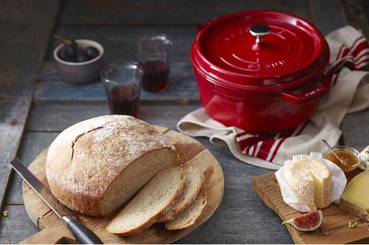 Actual product image Staub Cocotte (26 cm, Casserole + Stewpot, Cast iron)