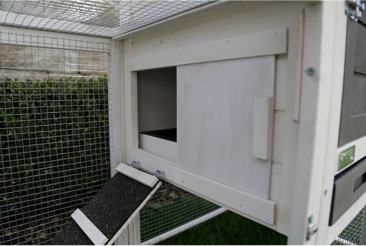 Image du produit Kerbl Clapier pour rongeurs Freetime Luke, maison en bois avec cour extérieure, toit en bitume, bac de
