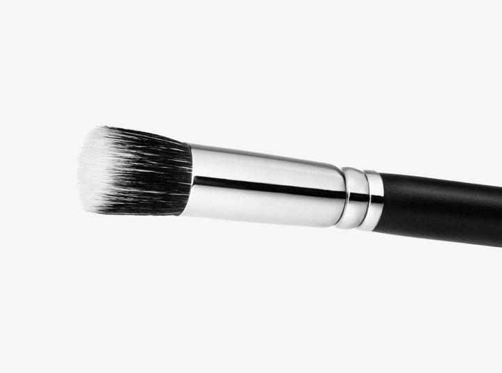 Produktbild MAC Cosmetics 130S Short Duo Fibre Brush (Foundation)