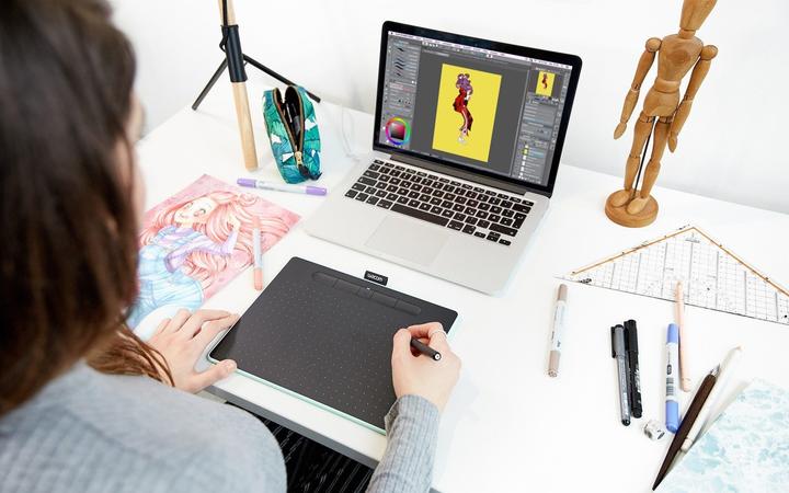 Produktbild Wacom Intuos M (10", 2540 lpi)