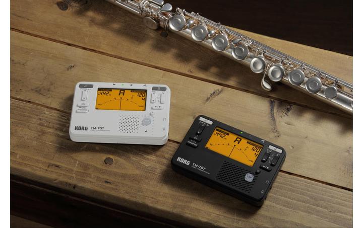 Actual product image Korg Tuner TM-70 Set Black, Features