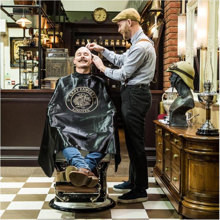 Produktbild Captain Fawcett Capt. Fawcett Tools - Barbers Cape