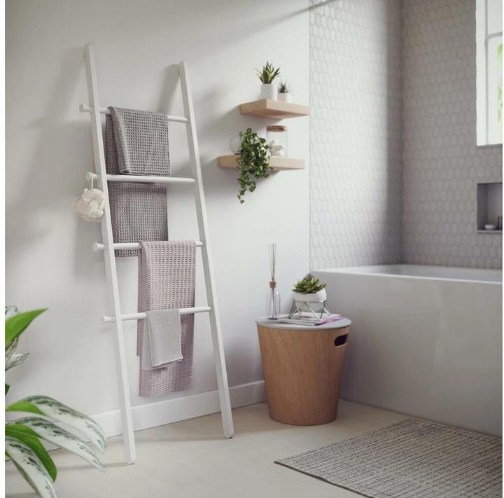 Actual product image Umbra Leana Ladder