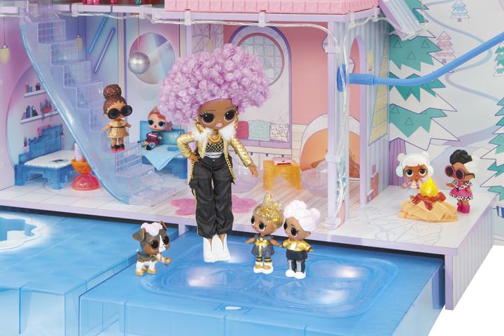 Actual product image MGA L.O.L. Surprise OMG Winter Chill Cabin