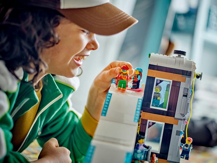 Actual product image LEGO Winter sports park (60366, LEGO City)