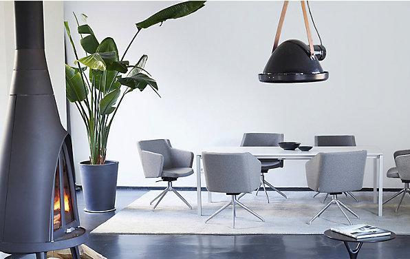 Actual product image Topstar SFH meeting room armchair, 3D seat joint and aluminium five star base, orange.
