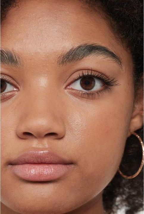 Actual product image Rimmel London Child & Free (001 black)