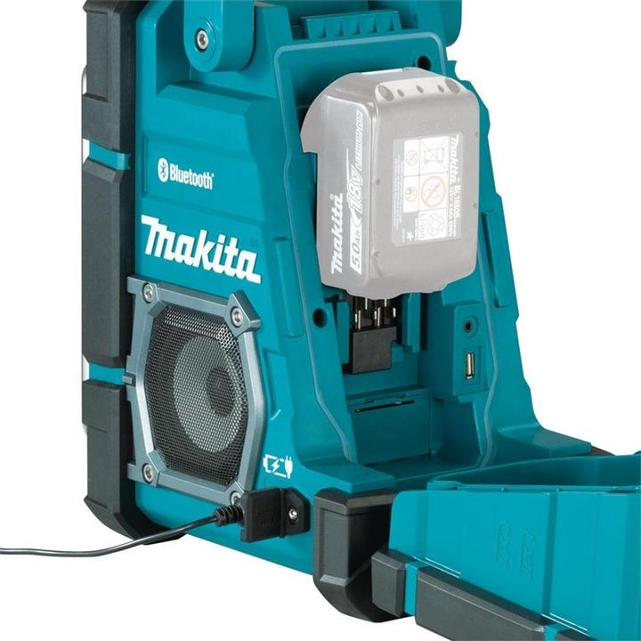 Actual product image Makita DMR300 (AM, FM, Bluetooth)