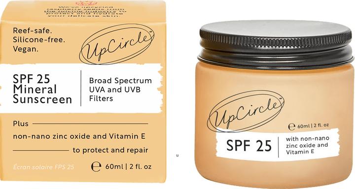 Image du produit UpCircle SPF 25 avec huile de graines de framboise (Crème solaire, SPF 25, 60 ml, 60 g)