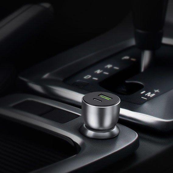 Actual product image Ugreen USB-C PD + USB-A QC 36W Car Charger