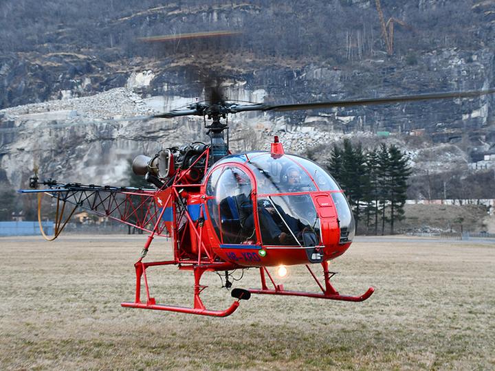 Produktbild Smartbox Lama SA315B Helikopterflug von 30 Minuten mit Einweisung für 4 Personen (4 Pers.)