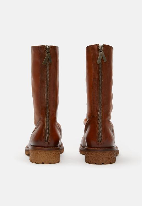 Actual product image Felmini CASTER D609, the boot with zip fastening at the back, is made of smooth leather with a (36)