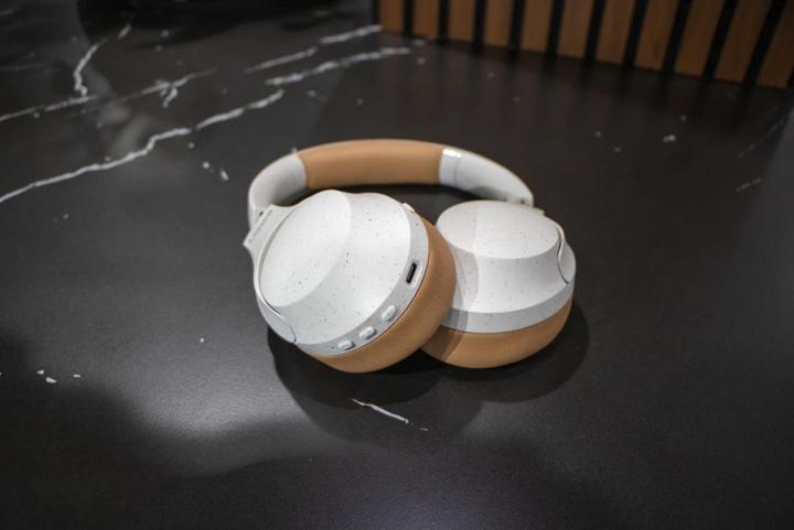 Image du produit Lenco Casque Bluetooth HPB-830GY gris ANC, APK (ANC, 60 h, Sans fil)