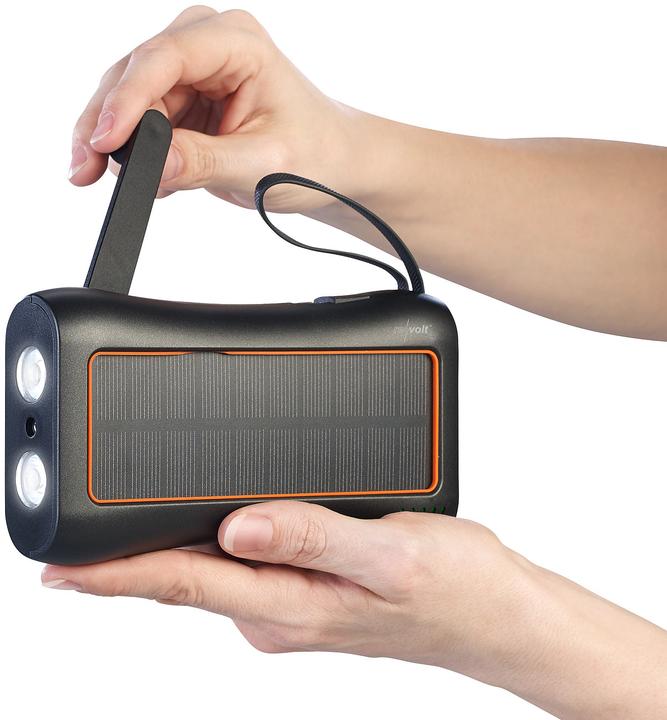 Image du produit Revolt Banque d'énergie dynamo à manivelle avec panneau solaire (10000 mAh, 5 W)