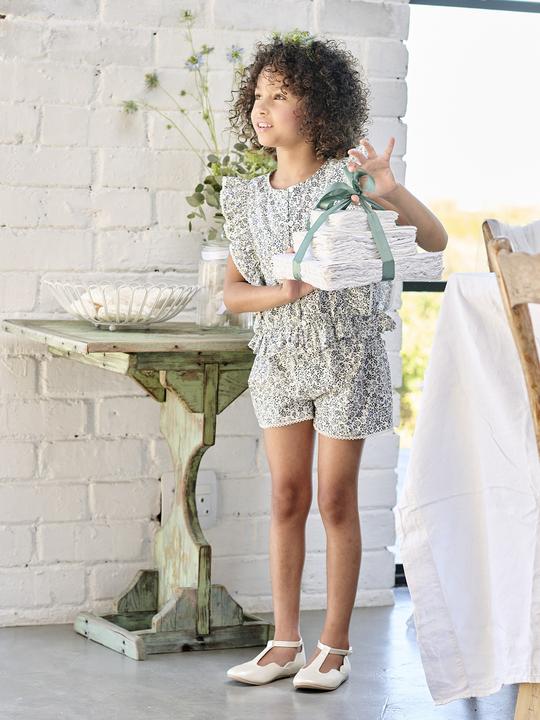 Actual product image Vertbaudet Festliches Mädchen-Set: Volantbluse & Shorts (92)