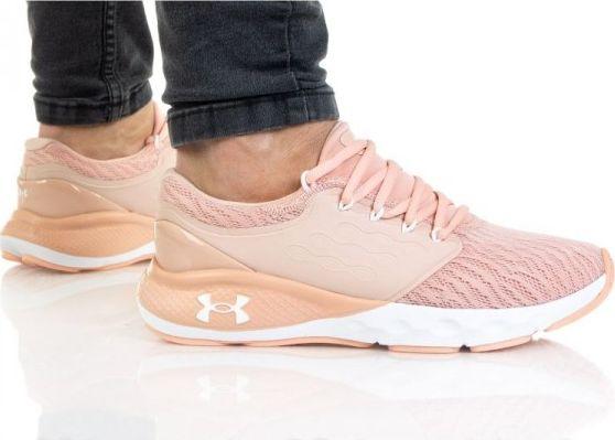 Image du produit Under Armour Chaussures de course Charged Vantage pour femmes (39)