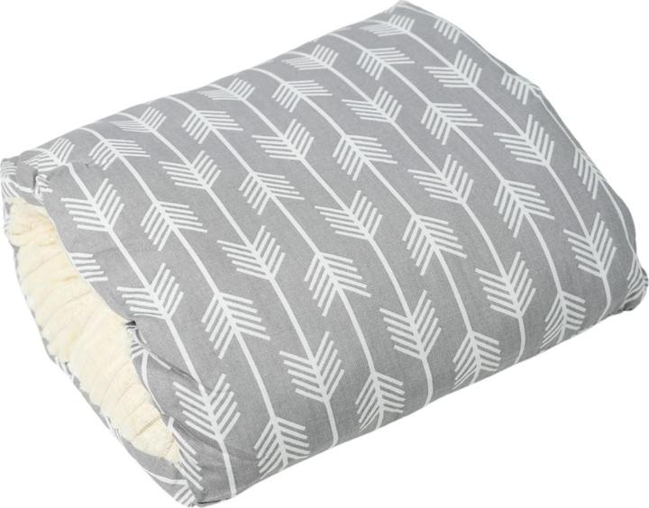 Arrow pattern grey