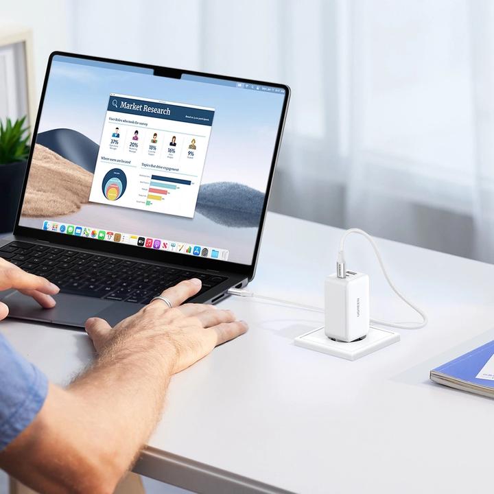 Produktbild Ugreen Nexode Bundle (140 W)