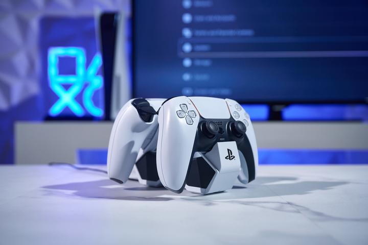 Actual product image PowerA Twin Charging Station for DualSense Wireless Controllers (EU) (PS5)